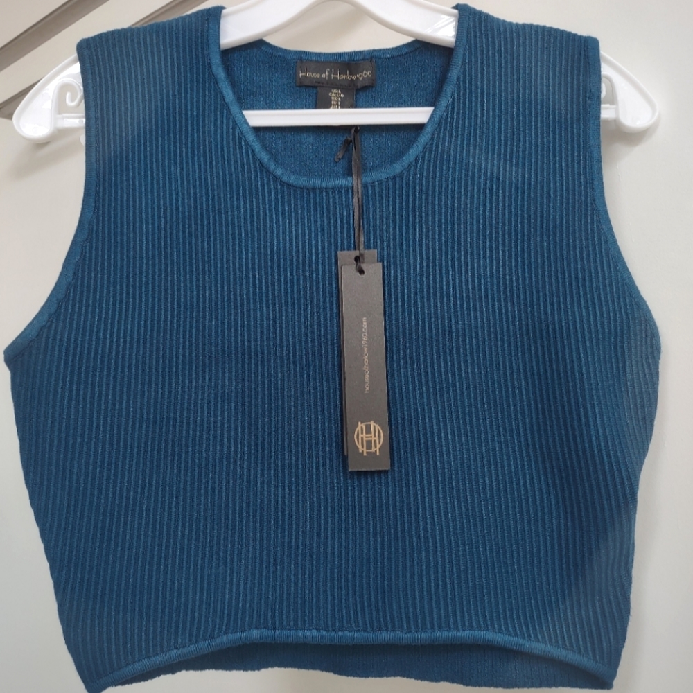 House of Harlow 1960 Crewneck Ribbed Knit Crop Top - Picture 2 of 8